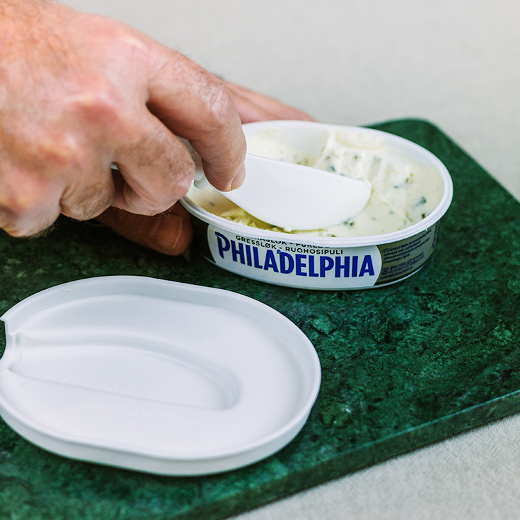 Brelock, lock & smörkniv till Philadelphiaost