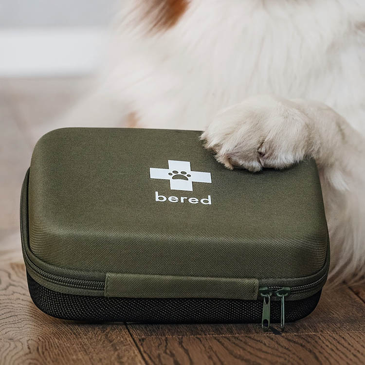 Första hjälpen-kit för hund och katt, Bered