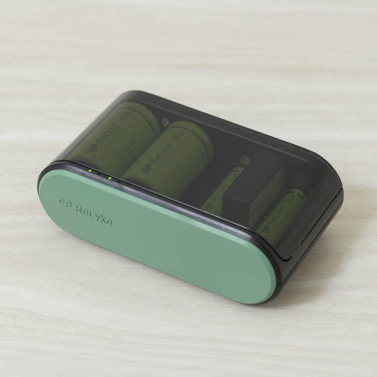 Universal batteriladdare, GP ReCyko