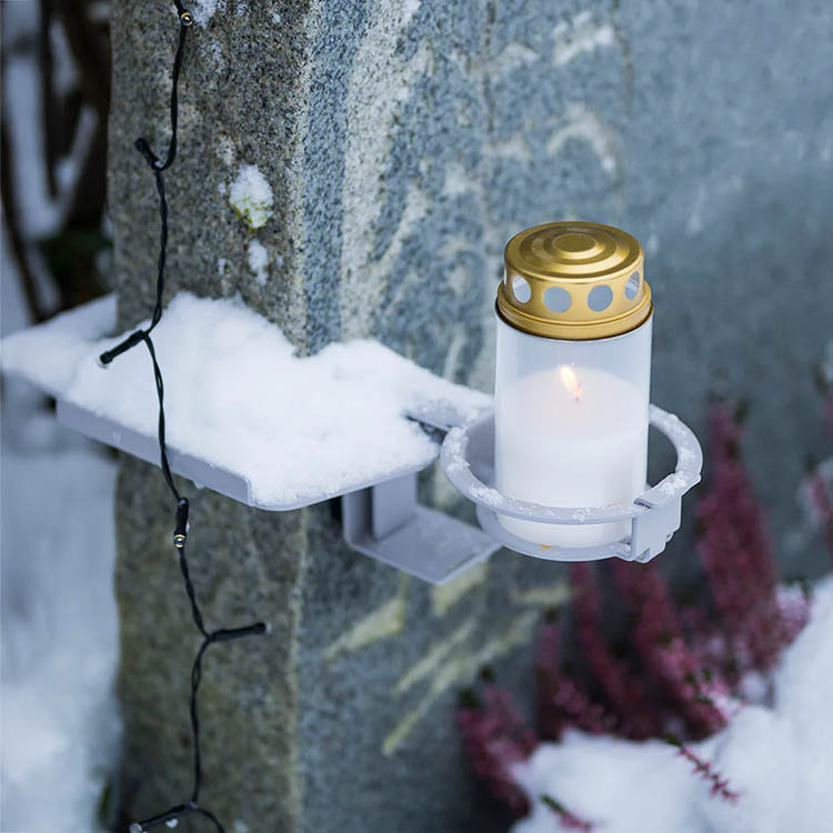 Hållare för gravljus