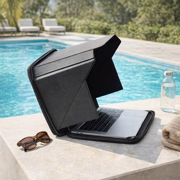 Solskydd och fodral till laptop