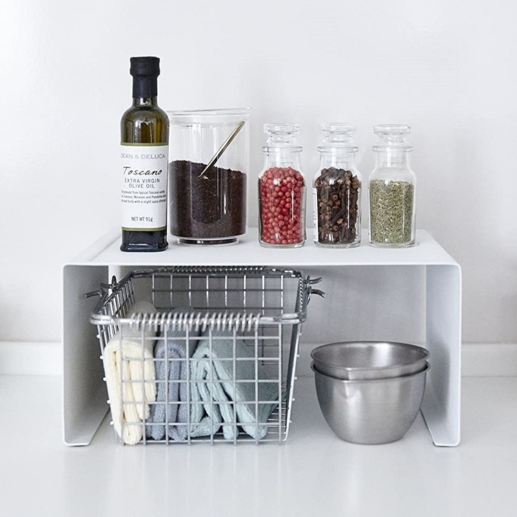 Extra hylla i metall, TOWER STACKABLE RACK, 30,5 x 22 x H14 cm, Yamazaki, Vit