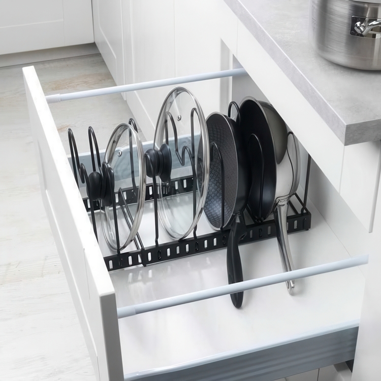 Grytlocks- & Stekpannförvaring, DECKELHALTER, Justerbar 30 - 57 cm, Svart