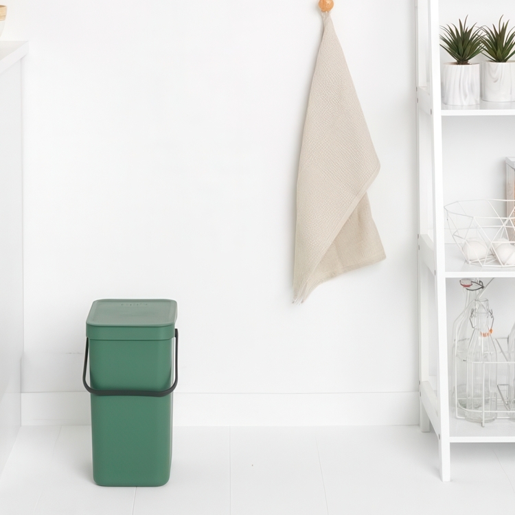 Sophink med lock och handdtag 12L, Brabantia