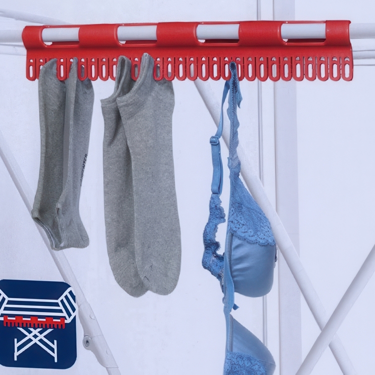 Platsbesparande Klädnypor på rad, 2 st, CLOTHESPINS FOR SOCKS, 40 cm, Vit