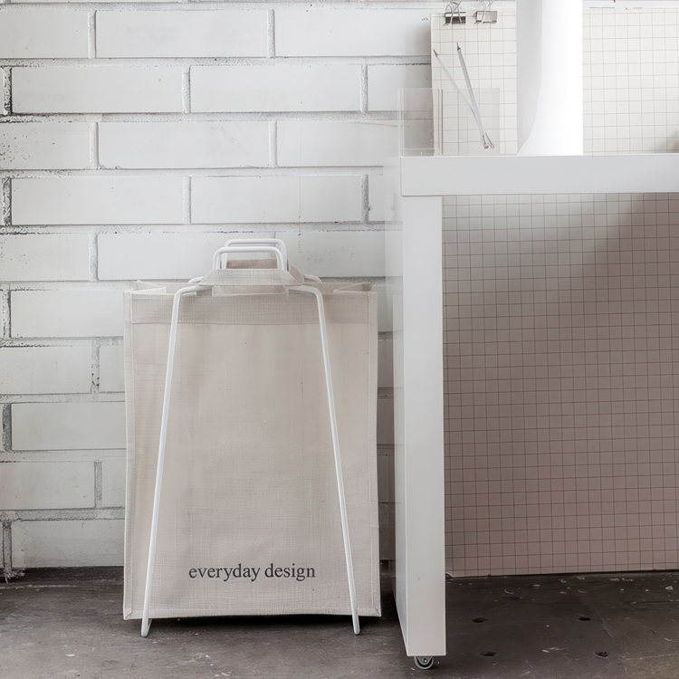 Ställning för papperskasse, Everyday Design